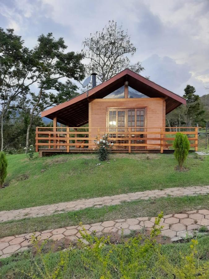 Encanto Das Rosas Санту-Антониу-ду-Пиньял Экстерьер фото
